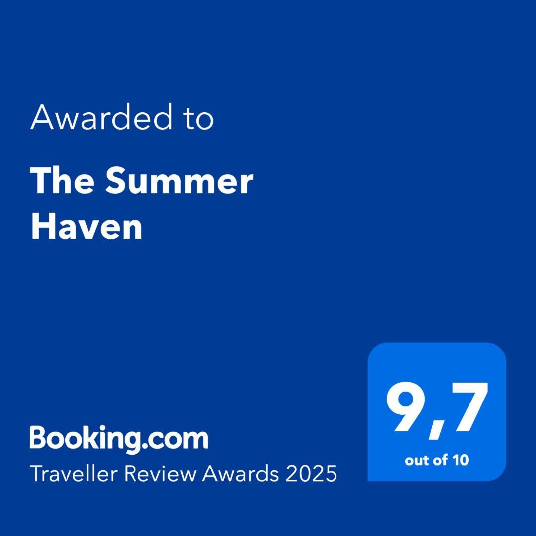 The Summer Haven Polis Dış mekan fotoğraf